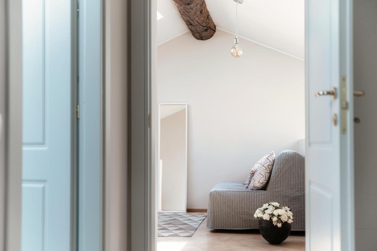 Appartement Sky Attic 72 - The House Of Travelers à Côme Extérieur photo